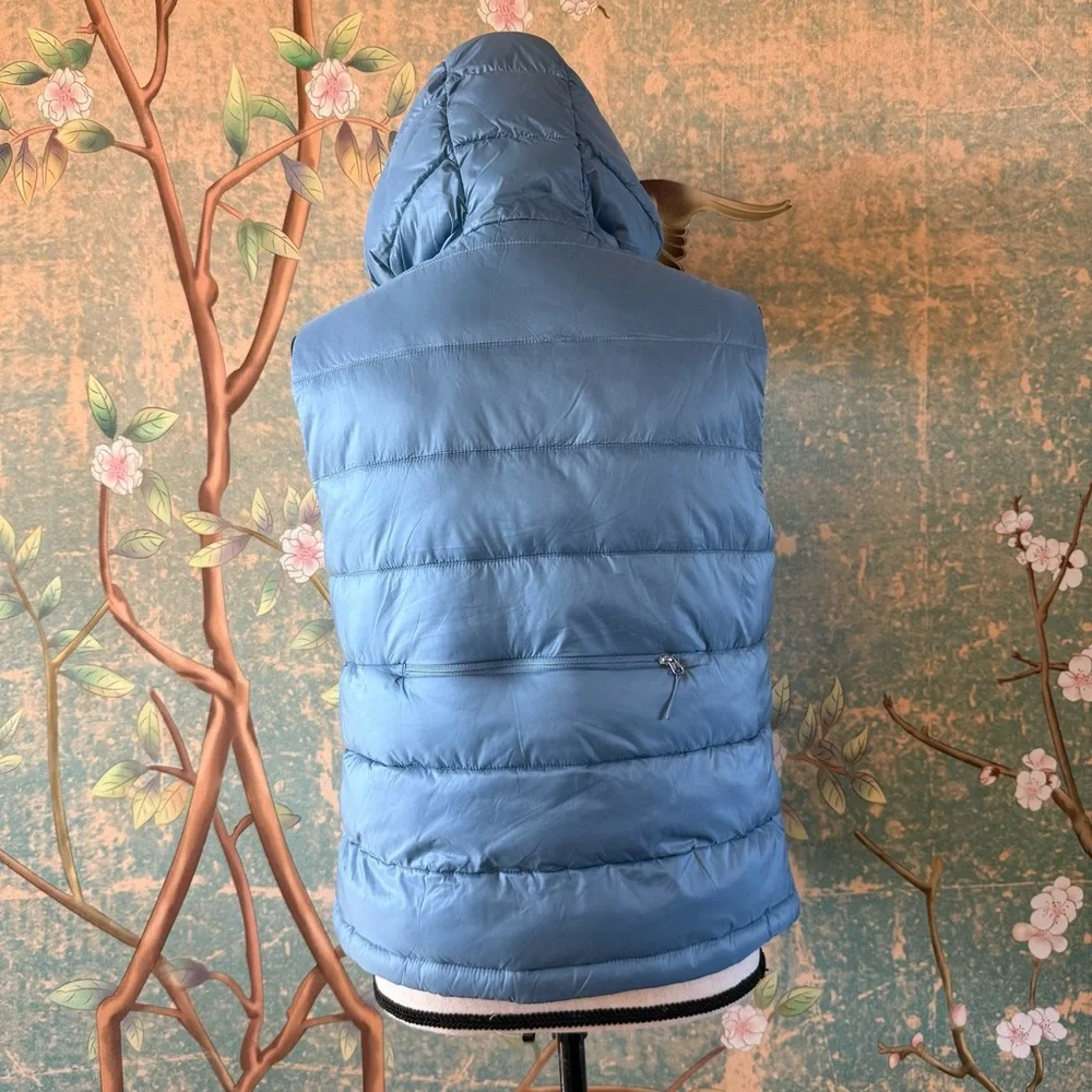 Athleta Aire Puffer Vest Size Small in Coastal Blue - Picture 5 of 16